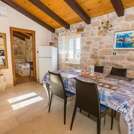 Meri Villa Porec