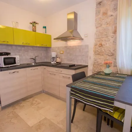 Meri Villa *
